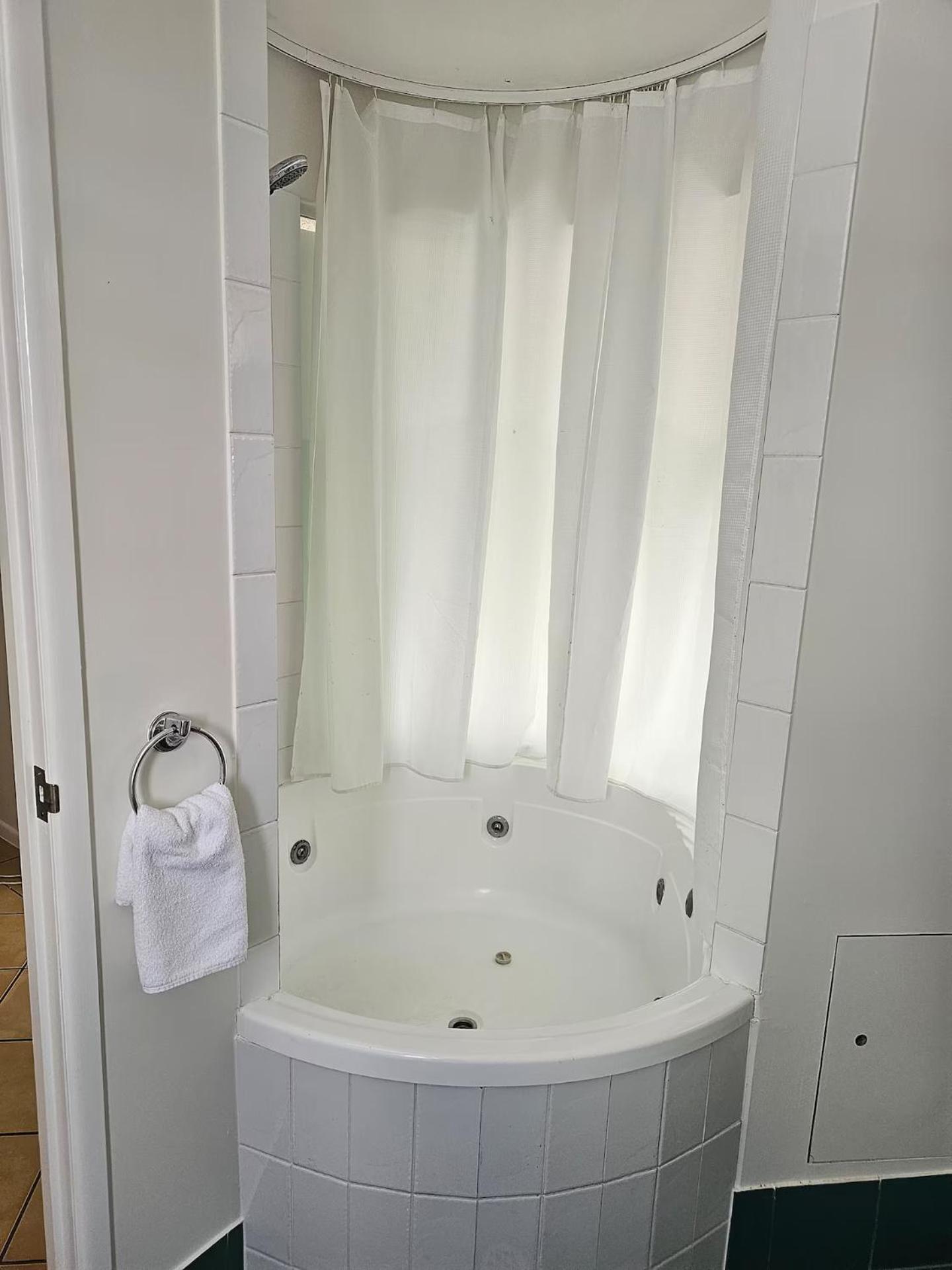 Serene Escape With Amenities Apartment Noosaville